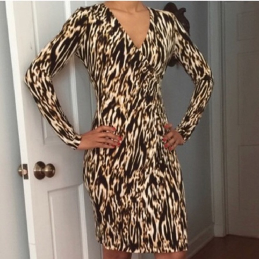 NWT Calvin Klein Long Sleeve Wrap Dress
